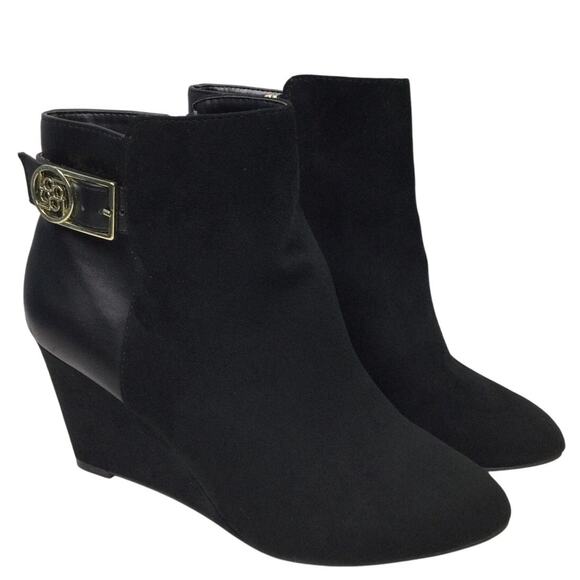 Liz Claiborne Vegan Leather Memory Foam Wedge Gold Tone Buckle Ankle Bootie 7M - Picture 1 of 13